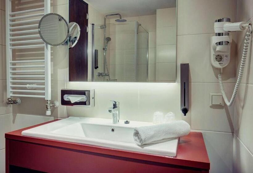 سوییت جونیور, Amedia Amsterdam Airport Schiphol, Trademark Collection By Wyndham