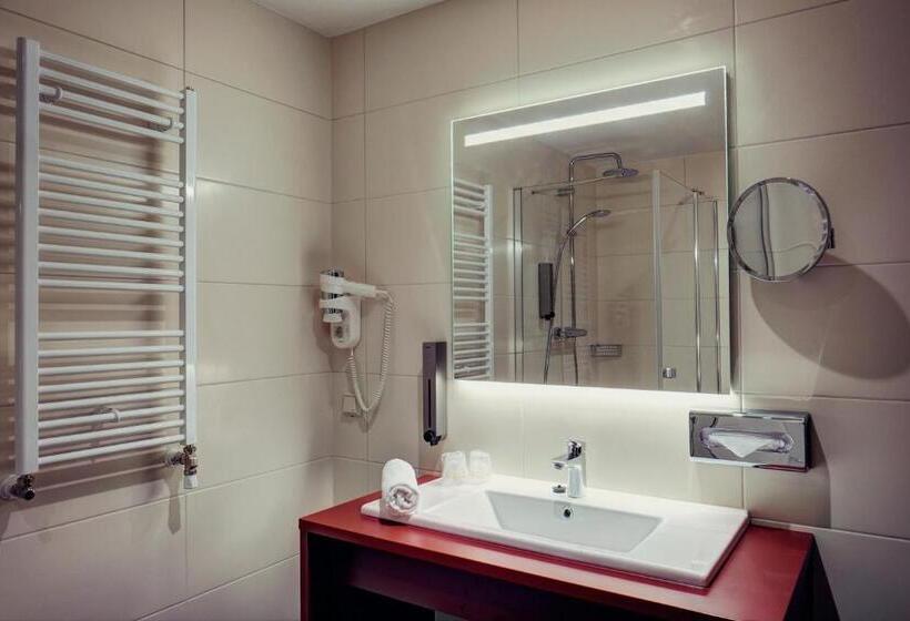 سوییت جونیور, Amedia Amsterdam Airport Schiphol, Trademark Collection By Wyndham
