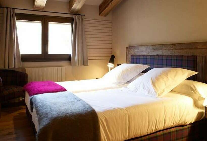 Standard Single Room, Boutique Puig Franco  Adults Only