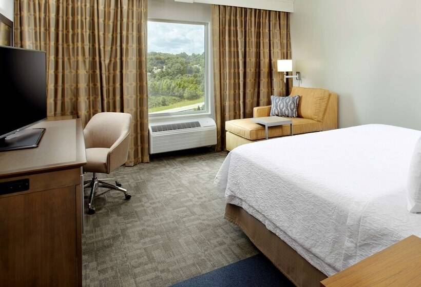 Quarto standart cama de casal, Hampton Inn & Suites Pittsburgh Airport South–settlers Ridge