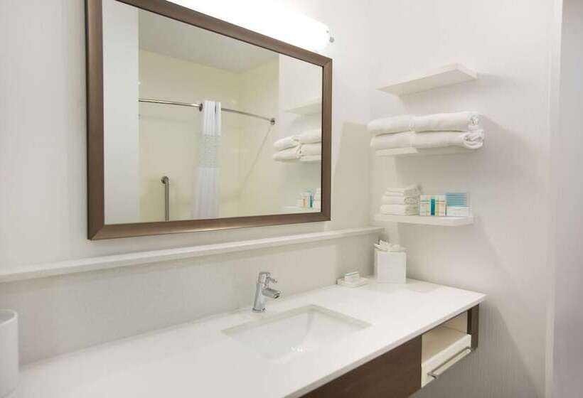 اتاق استاندارد با تخت دوبل برای معلولان, Hampton Inn & Suites Stillwater West