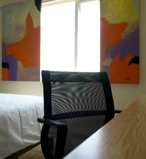 اتاق لوکس, Hit Hoteles Aeropuerto Puebla