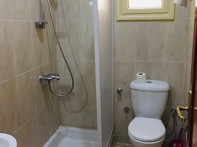 Standard Single Room, New Memnon