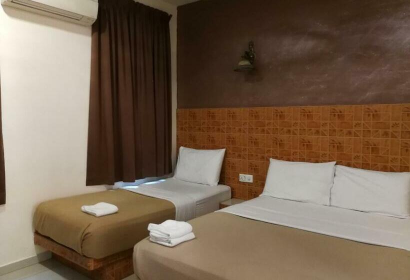 اتاق استاندارد سه نفره, Seri Nilai