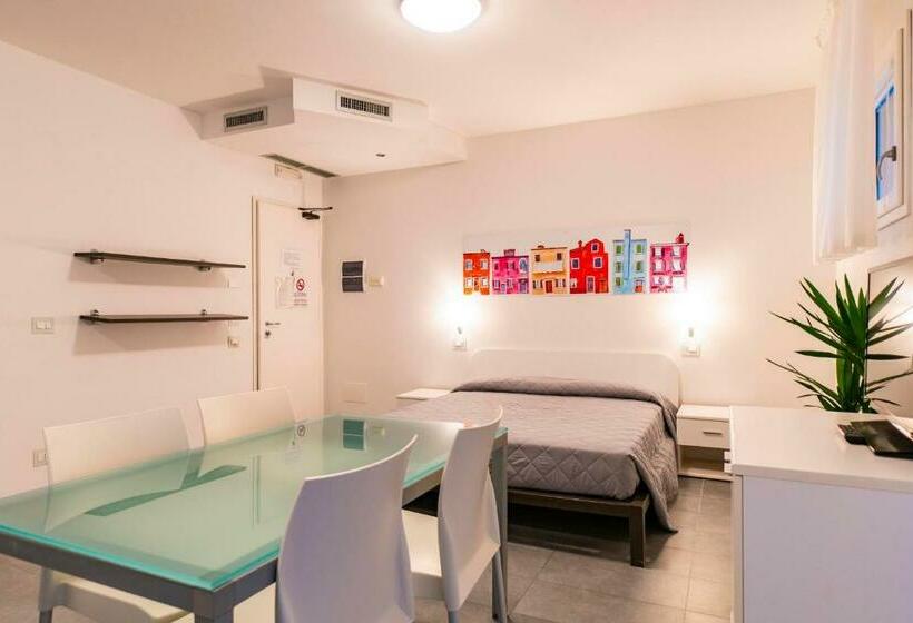 استودیوی استاندارد, Residence Burano