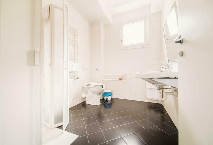 استودیوی استاندارد, Residence Burano