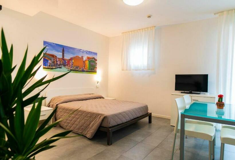 استودیوی استاندارد, Residence Burano