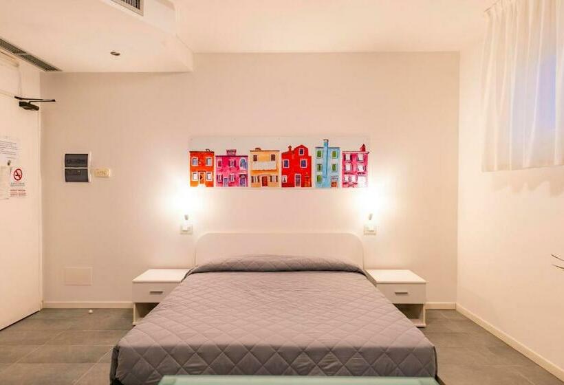 استودیوی استاندارد, Residence Burano