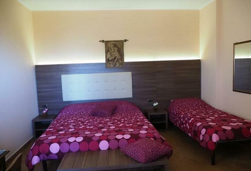 اتاق استاندارد سه نفره, Agriturismo Il Drago