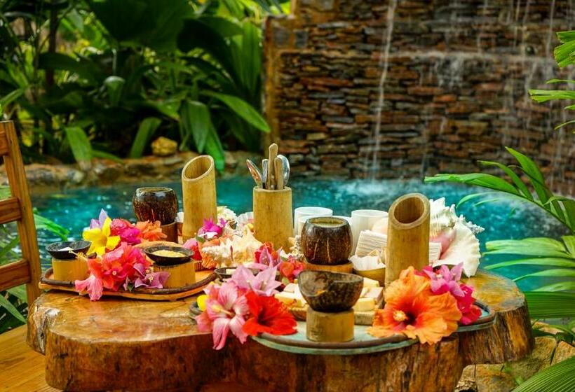 ویلای 1 خوابه, Chalet Tropical Hotel & Restaurant Pizzeria