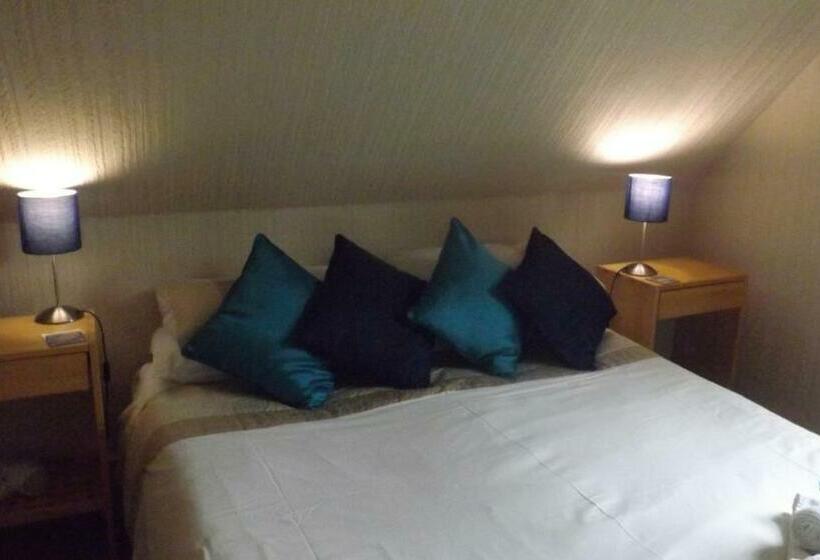חדר סטנדרט עם מיטת קינג, Cedar House B&b
