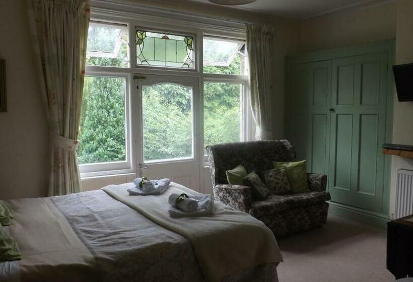 חדר דלוקס, Cedar House B&b