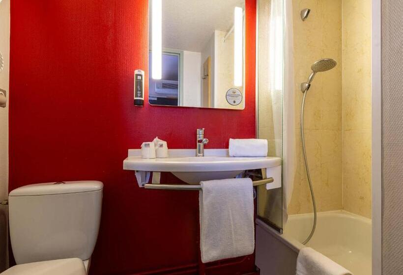 اتاق استاندارد چهار تخته, B&b Hotel Chartres Le Forum