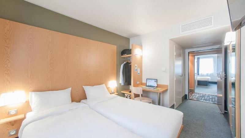اتاق استاندارد سه نفره, B&b Hotel Clermont Ferrand Nord Riom