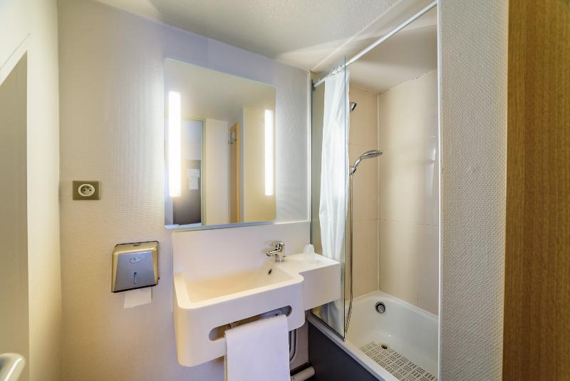 اتاق استاندارد چهار تخته, B&b Hotel Dijon Marsannay