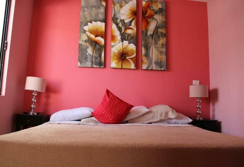 اتاق لوکس با تخت بزرگ, Boutique La Orquidea