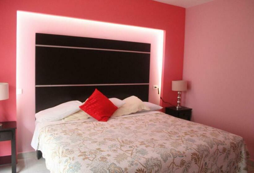 اتاق لوکس با تخت بزرگ, Boutique La Orquidea