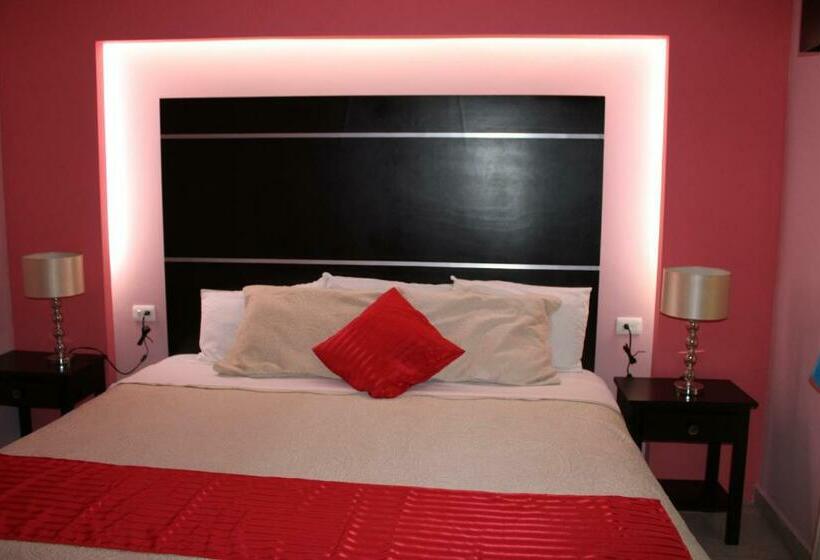 اتاق لوکس با تخت بزرگ, Boutique La Orquidea