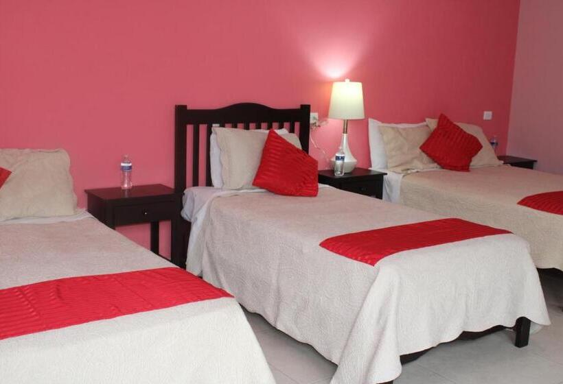 اتاق استاندارد سه نفره, Boutique La Orquidea