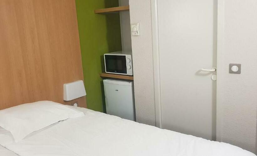 Quarto standard, Kyriad Direct Poitiers  Gare Du Futuroscope