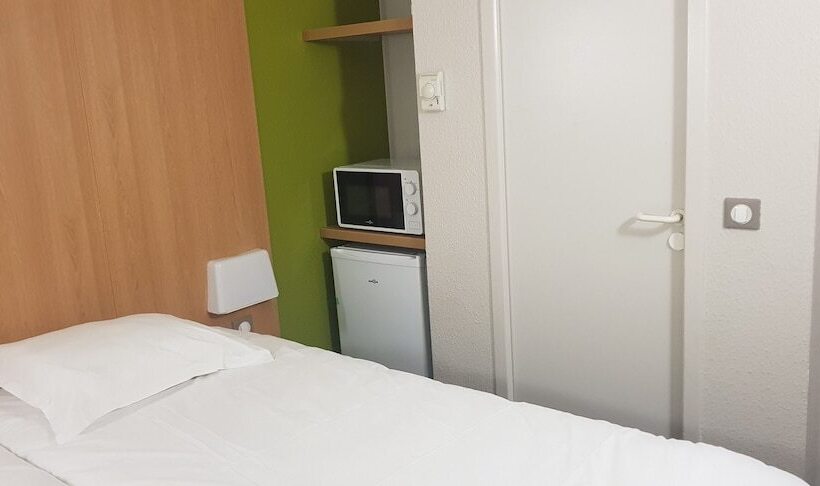 اتاق استاندارد, Kyriad Direct Poitiers  Gare Du Futuroscope