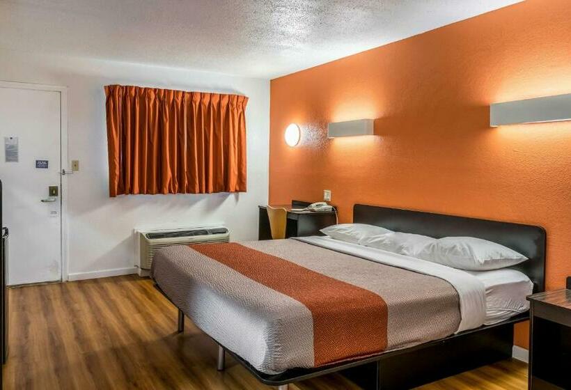 اتاق استاندارد با تخت بزرگ, Motel 6 Florence, Ky   Cincinnati Airport