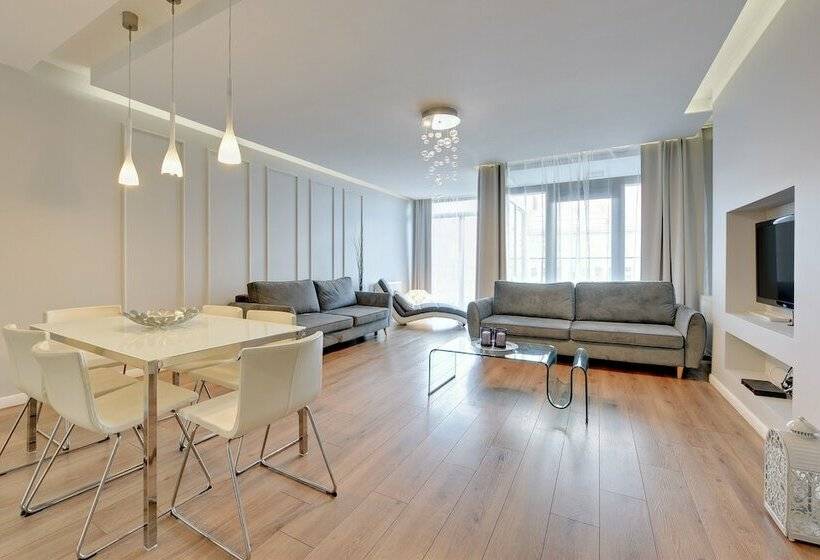 آپارتمان لوکس 1 خوابه, Apartinfo Waterlane Apartments