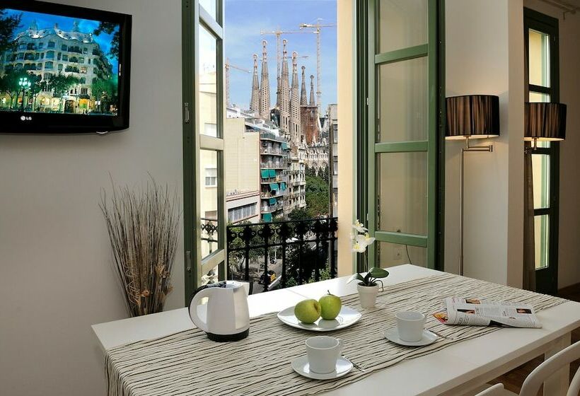 آپارتمان سوپریور 1 خوابه, Apartments Hostemplo Suites