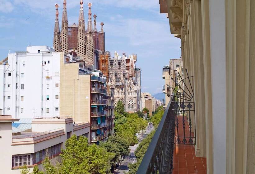 آپارتمان سوپریور 2 خوابه, Apartments Hostemplo Suites