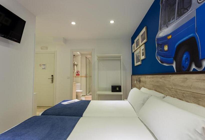 Standard Room, Casual Blue