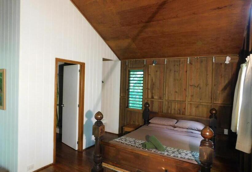 اتاق استاندارد با چشم‌انداز باغ, Rainforest Eco Lodge