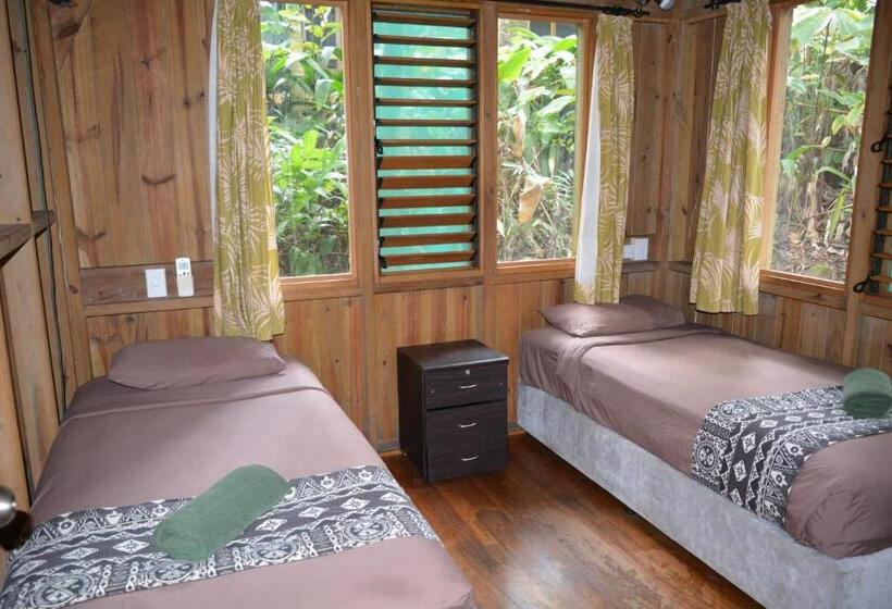 2 Bedroom Apartment with Views, Rainforest Eco Lodge