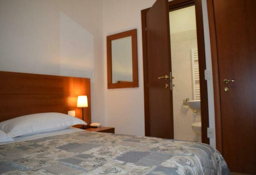 Standard Single Room, Dalmazia