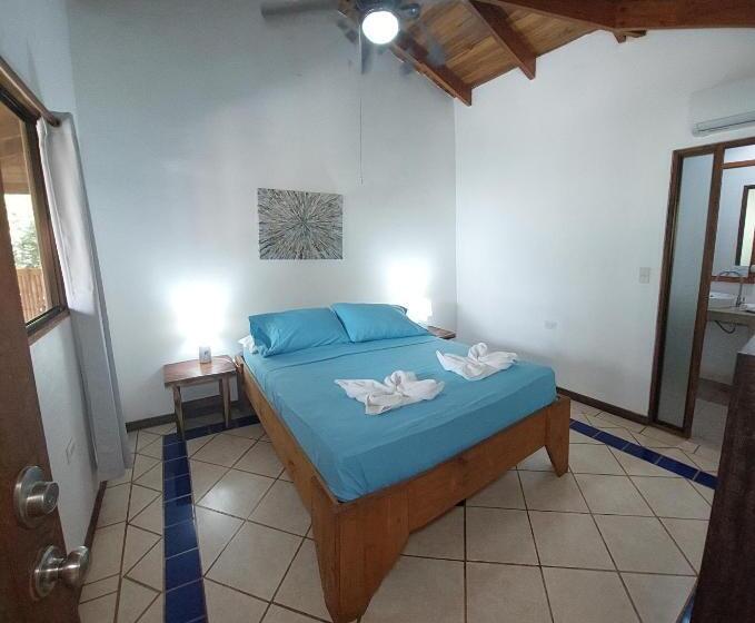 اتاق استاندارد, Indra Inn