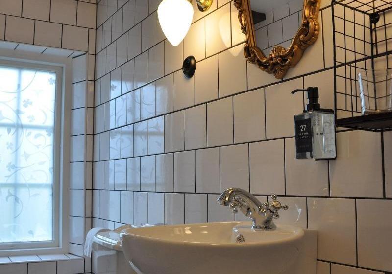 اتاق استاندارد یک نفره, L Hamngatan 27