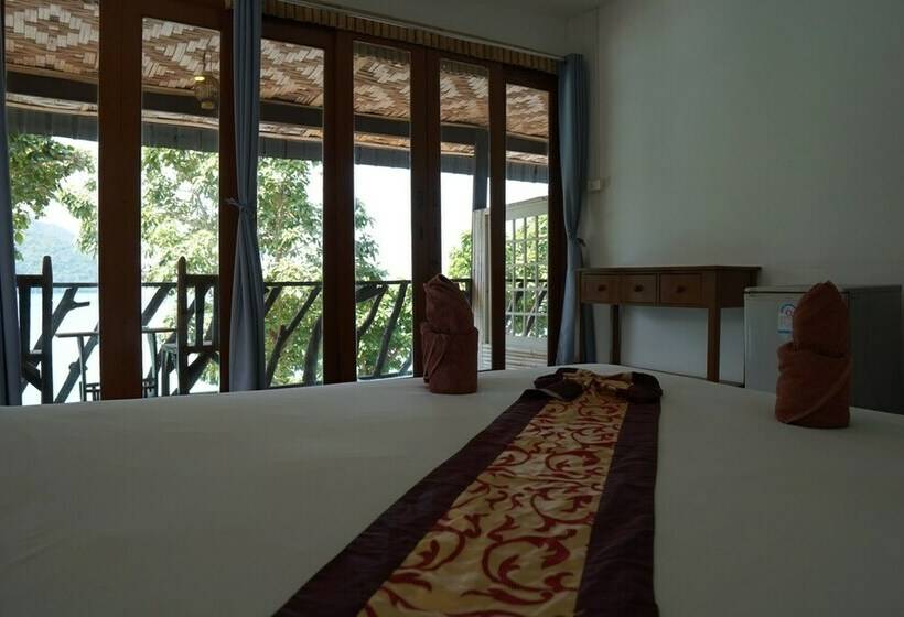 اتاق سوپریور با چشم‌انداز دریا, Phi Phi Cozy Seafront Resort