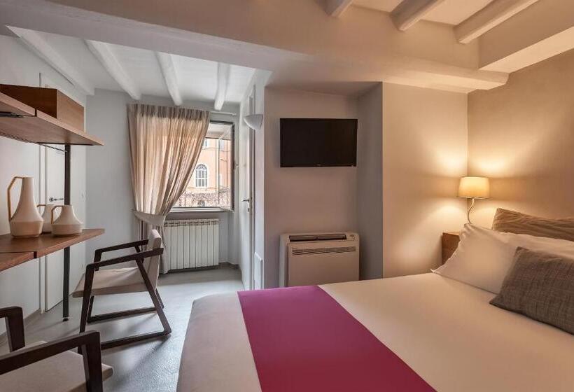 اتاق لوکس, The Spanish Suite Piazza Di Spagna