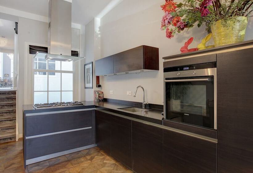 سوئیت ریاست جمهوری 2 خوابه, Keizersgracht Residence
