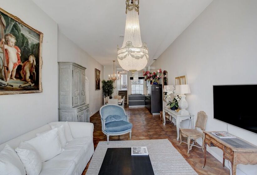 سوئیت ریاست جمهوری 2 خوابه, Keizersgracht Residence