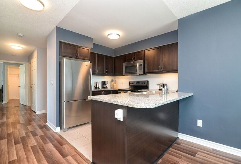 1 Bedroom Penthouse Apartment, Napa Furnished Suites & Apartments