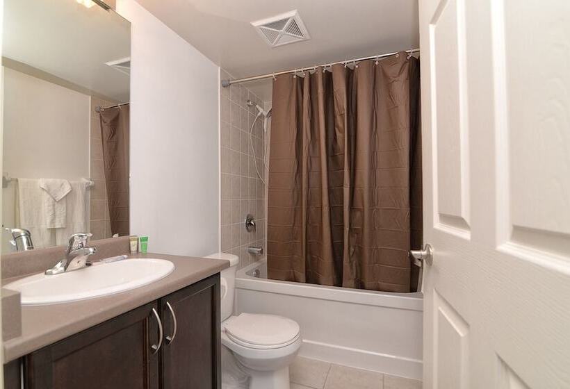 1 Bedroom Penthouse Apartment, Napa Furnished Suites & Apartments
