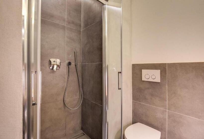 اتاق اکونومی, The Spanish Suite Campo De  Fiori