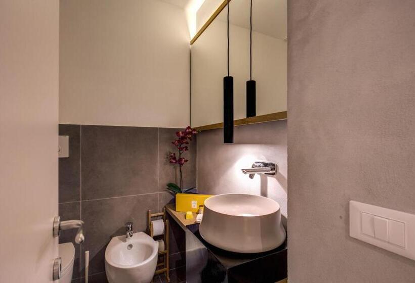 اتاق اکونومی, The Spanish Suite Campo De  Fiori