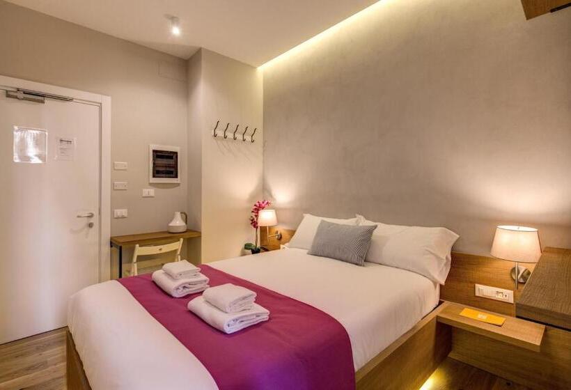 اتاق اکونومی, The Spanish Suite Campo De  Fiori