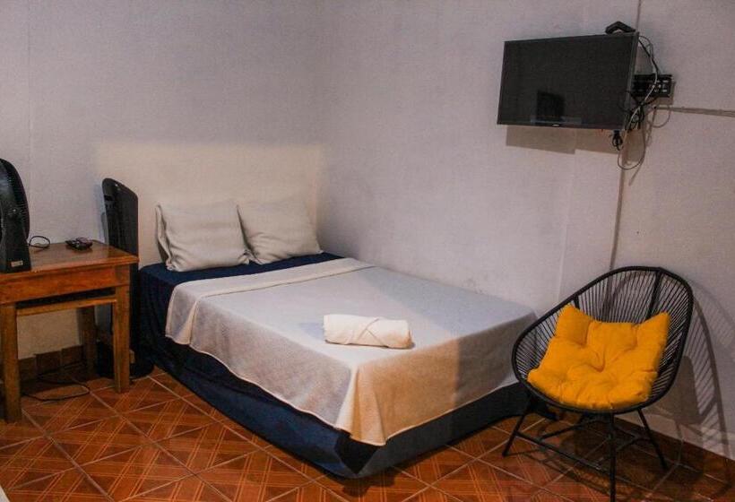 اتاق خانوادگی, Hostal Raices De Mi Pueblo