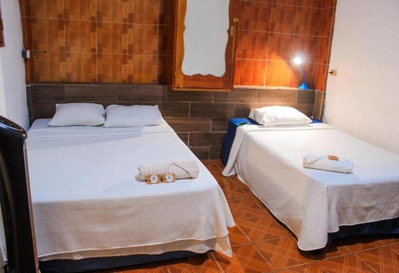 اتاق خانوادگی, Hostal Raices De Mi Pueblo