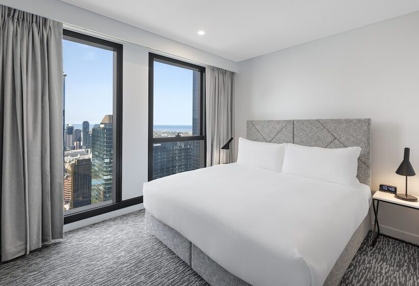 3 Bedroom Suite, Meriton Suites Melbourne