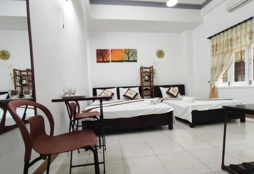 اتاق استاندارد سه نفره, Lisa Homestay