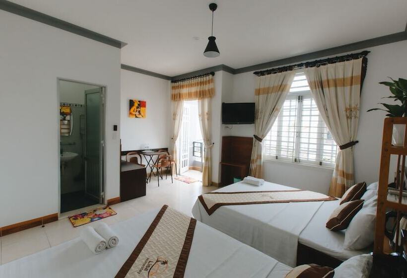 اتاق خانوادگی, Lisa Homestay