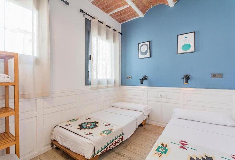 1 Bedroom Penthouse Apartment, Bird House